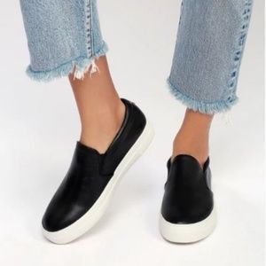 Steve Madden Gills Black Leather Slip On Shoes